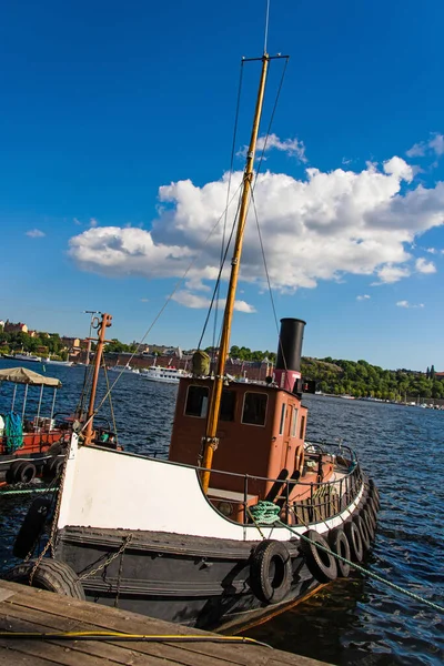 Barcos Recreo Amarrados Estocolmo Suecia — Foto de Stock
