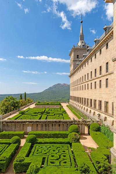 Escorial. San Lorenzo de el Escorial 'ın kraliyet koltuğu. İspanya