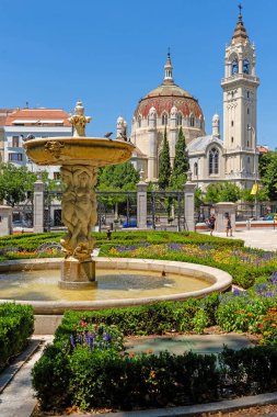 Madrid, İspanya - 19 Temmuz 2018: Etiro Park Madrid, İspanya