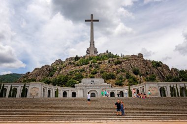 Madrid, İspanya - 21 Temmuz 2018: Valle de Los Caidos (Düşenler Vadisi), Madrid, İspanya