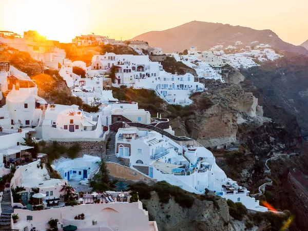 Fantastisk Soluppgång Santorini Utsikt Med Grotta Hus Santorini Cyklader Grekland — Stockfoto