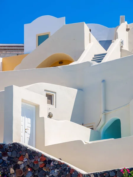 令人惊奇的是桑托里尼对白色洞穴房屋的看法 Santorini Cyclades — 图库照片