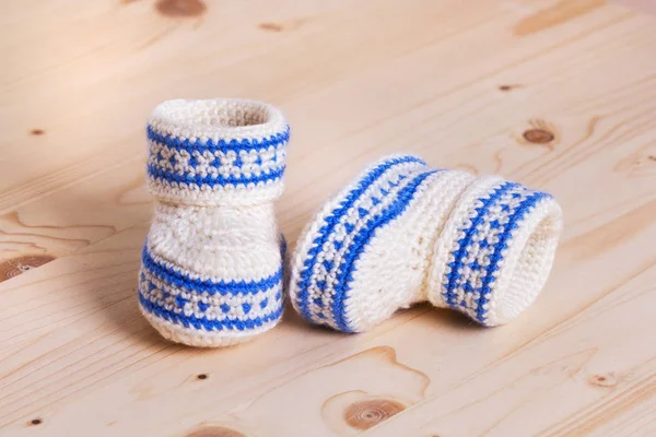 Crochet Baby Booties Wooden Background — Stock Photo, Image