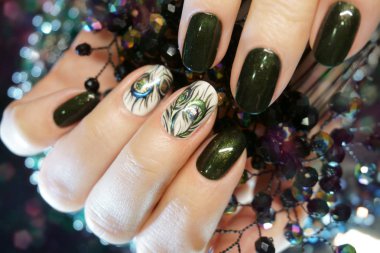 Güzel tırnak Atr manikür. Tırnak tasarımları ile dekorasyon.