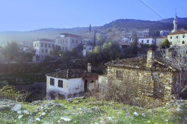 Türkiye'de güzel turistik yerde. muhteşem doğa ve küçük bir v