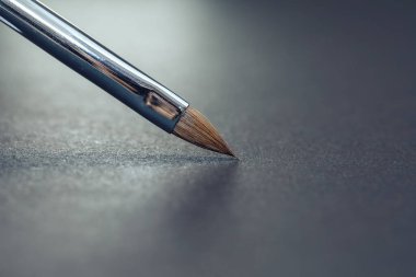 Sanatsal boya fırçası. Tırnak boyası ve manikür için fırça. makyaj için fırça.