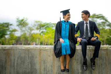 Mezunları eğitim kavramı.