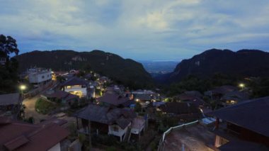 Doi Pha Hee 'de, Chiang Rai' de, Tayland 'da....