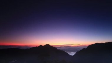 Doi Pha Hee 'de, Chiang Rai' de, Tayland 'da....