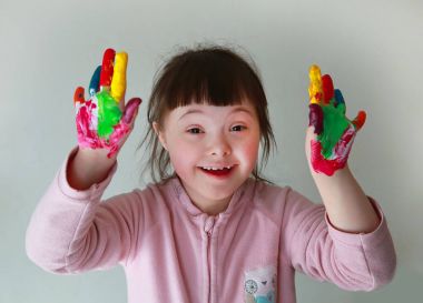 küçük kız iyi eğlenceler