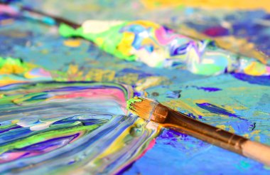 Fırça ve palet closeup.