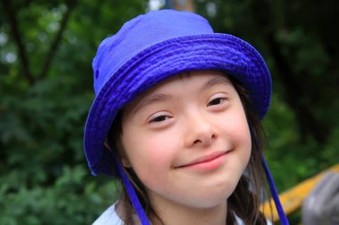 küçük kız iyi eğlenceler