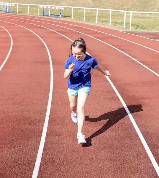 Little Girl Have Fun Stadium — Stock Photo, Image