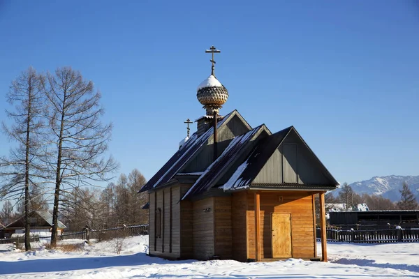 Невелика Церква Zamulta Російських Селі Взимку Uimon Долині Алтаю — стокове фото