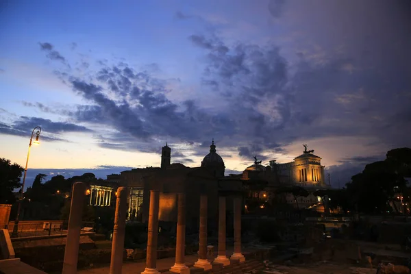 Forum Romanum Rzym Włochy Wgląd Nocy — Zdjęcie stockowe