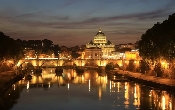 Vista Para Tibre Catedral São Pedro Roma Itália — Fotografia de Stock