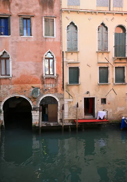 Windows Wenecja Włochy — Zdjęcie stockowe