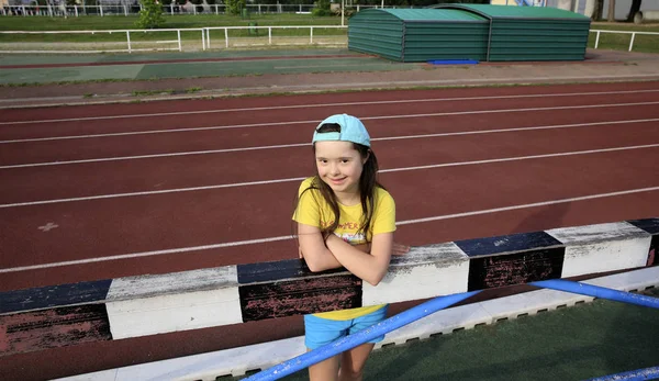 Little Girl Have Fun Stadium — Stock Photo, Image