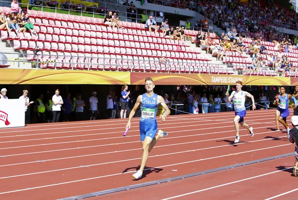 在2018年7月15日于芬兰坦佩雷举行的Iaaf World U20锦标赛中赢得4X400米接力的意大利队 — 图库照片