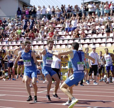 Tampere, Finlandiya, 15 Temmuz: İtalya röle takımı, 15 Temmuz 2018 'de Finlandiya' nın Tampere kentinde düzenlenen Dünya U20 Şampiyonası 'nda 4x400 metre bayrak yarışı kazandı..