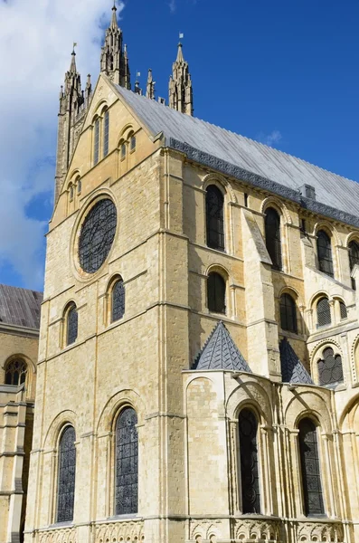 Onderdeel van de kathedraal van Canterbury van buiten — Stockfoto