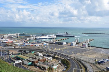  Dover Limanı Kalesi: bakan