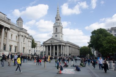 St Martins alan Trafalgar Meydanı'nda