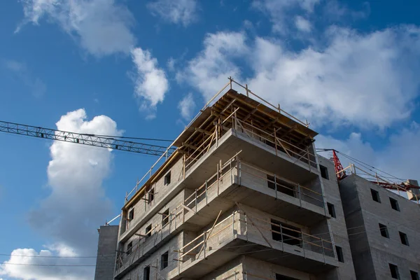 Construction Cours Appartements Malte Avec Grue — Photo