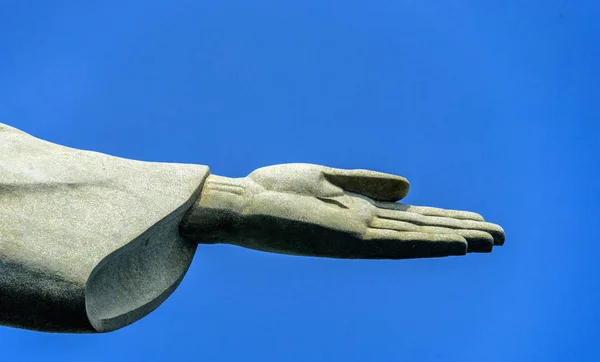 Detalj av den vänstra sidan av Kristus Frälsaren, Rio de Janeiro — Stockfoto