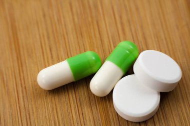 Yakın çekim, Ahşap tahta üzerinde Tıp