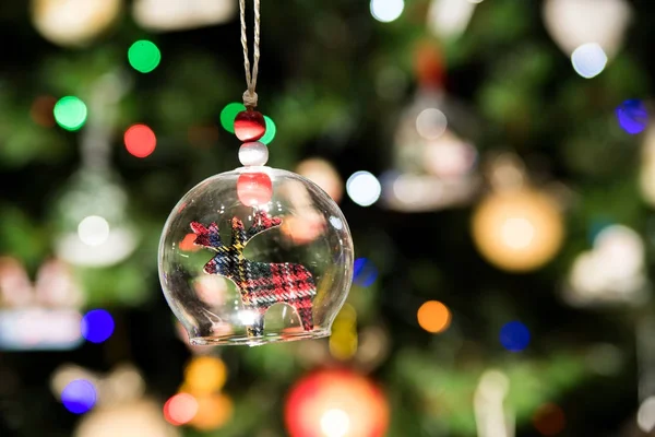 Campana Cristal Adorno Renos Colgando Árbol Navidad —  Fotos de Stock