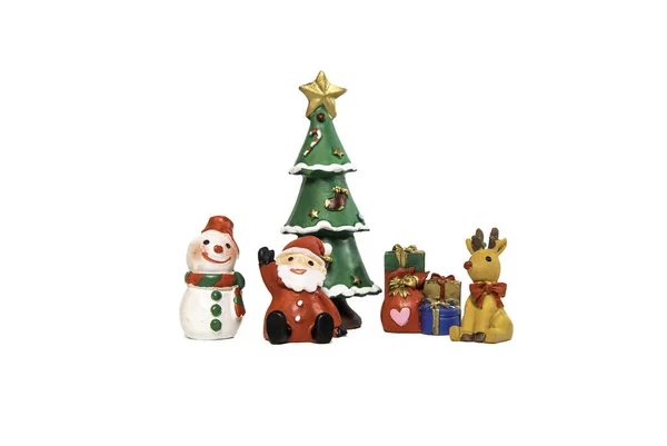 圣诞老人雪人和驯鹿坐在圣诞树和礼物 — 图库照片
