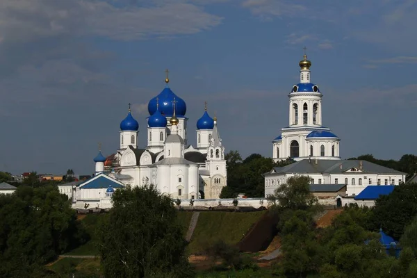 Klooster van de Heilige Bogolyubsky Women's. Rusland — Stockfoto