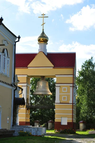 Колокольня Тонным Колоколом Воскресенской Церкви Старом 416 Летнем Сибирском Городе — стоковое фото