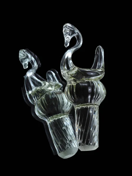 Bottle Cap Form Crystal Swan Mirror Black Background — Stock Photo, Image
