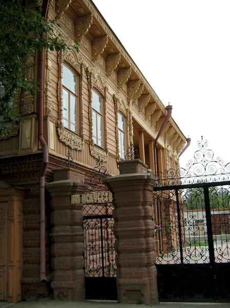 Edificio Madera Ciudad Siberiana Tomsk 415 Años Siberia Rusia —  Fotos de Stock