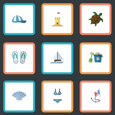 Terlik, Sailboard, şapka ve diğer vektör öğeleri düz. Ayrıca yat, deniz kabuğu, iç çamaşırı nesneleri içeren küme Beach düz sembolleri.