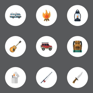 Karavan, gazyağı, müzik ve diğer vektör öğeleri düz. Kamp düz simgeler kümesi de içerir lamba, çakmak, çanta nesneleri.