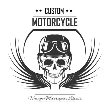 Motosiklet yarışı kulübü, motosikletçiler topluluğu izole edilmiş ikon ya da tişört pint vektörü. Kask ve kanatlı kafatası, ekstrem motosiklet sporu, motorcuların aracı ya da taşımacılığı. Bisiklet yarışı, tamirat, otoyol.