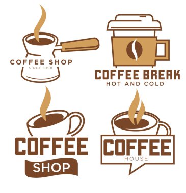 Kahve dükkanı ya da molada logoti ya da amblem koleksiyonu. Plastik bardakta taze sıcak ya da soğuk bir içecek, bardakta aromatik içki ve yazı. Düz simge vektörlerinin cappuccino kümesi