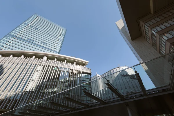 Moderní výškové budovy v Osace, blízko Osaka Station. — Stock fotografie