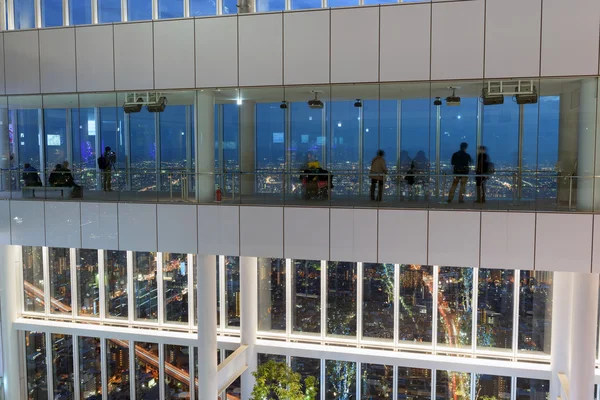 Andar de cima do Edifício Abeno Harukas em Osaka, Japão . — Fotografia de Stock