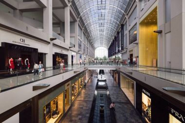 Marina Bay alışveriş Singapur kumları.  