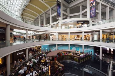 Marina Bay alışveriş Singapur kumları.  