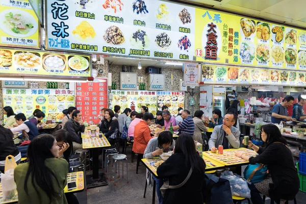 De Shilin avondmarkt in Taipei, Taiwan. — Stockfoto