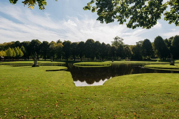 Schwerin Allemagne Septembre 2017 Jardin Palais Schwerin Par Une Journée — Photo