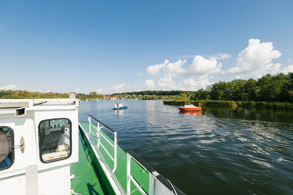 Schwerin Germania Settembre 2017 Barca Turistica Che Passa Sull Heidensee — Foto Stock