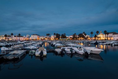 Faro - Portekiz, 1 Nisan, Old Town ve Faro Marina city, Portekiz gece 2018:View