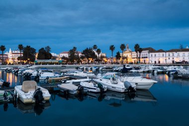 Faro - Portekiz, 1 Nisan, Old Town ve Faro Marina city, Portekiz gece 2018:View