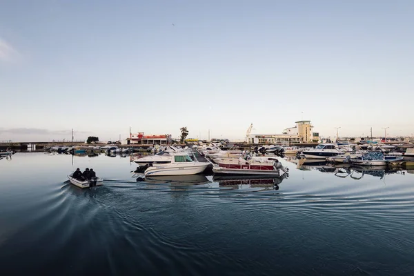 Faro Portugalsko Dubna 2018 Rybáři Salling Bodů Práci Ranní Faro — Stock fotografie